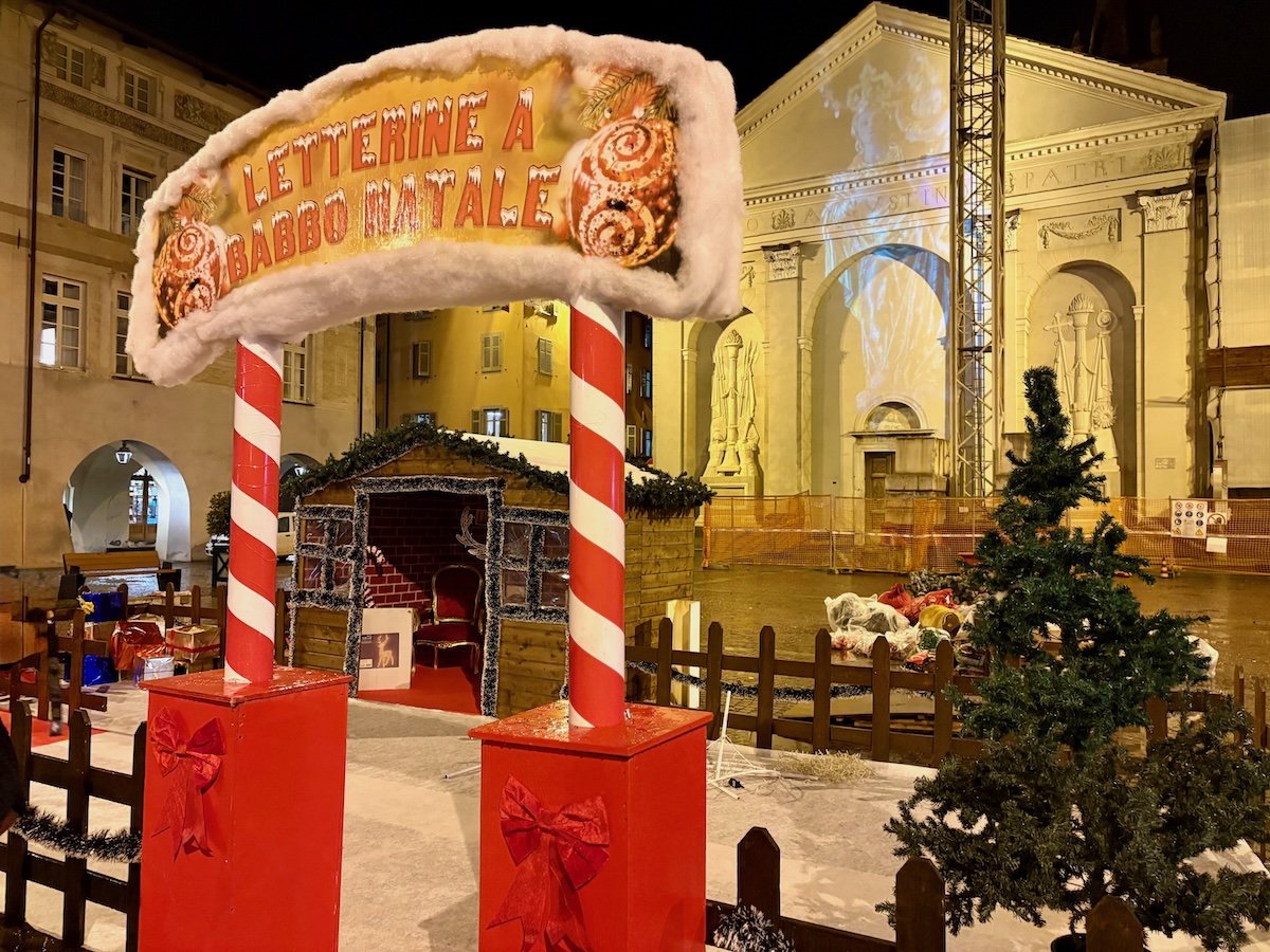 Villaggio di Babbo Natale e luminarie, Carmagnola si veste a festa