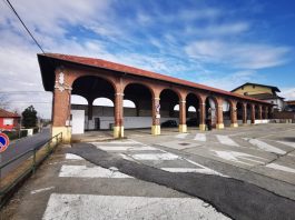 Poirino riqualificazione tettoia Morioni