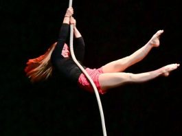 In scena i “Way Out” diretti dal carmagnolese Francesco Sgrò Performance diretta Francesco Sgrò