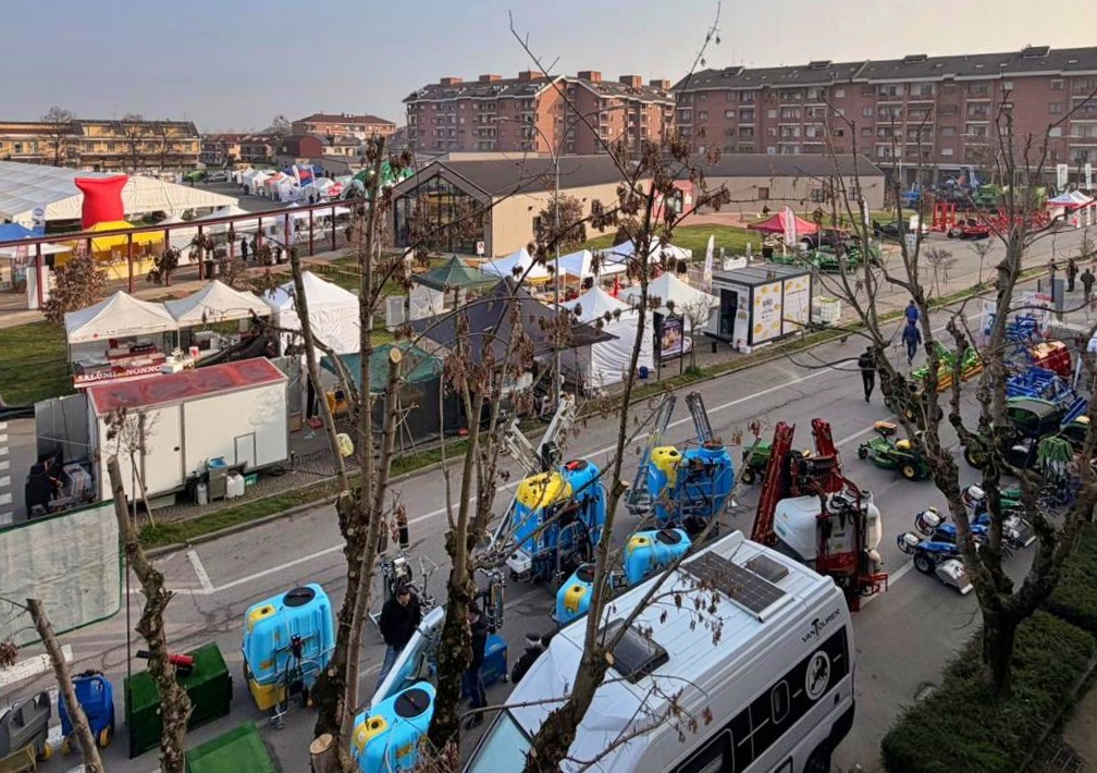 fiera di primavera carmagnola affari