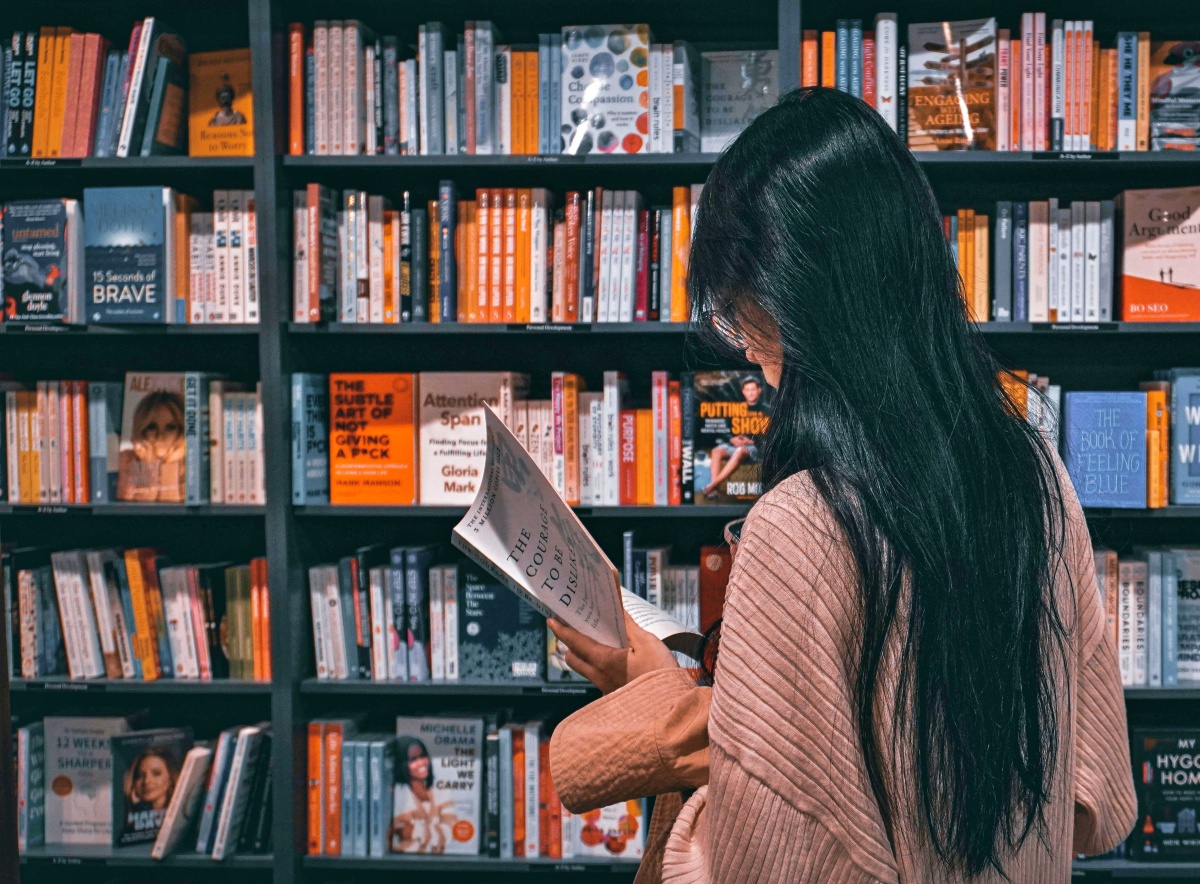 libri biblioteca carmagnola