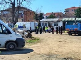 Carmagnola: avviato lo sgombero del campo nomadi di via Rio Tercero sgombero campo nomadi carmagnola