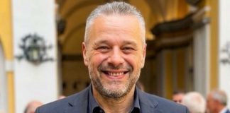 forza italia carmagnola bufera politica