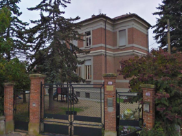 Poirino asta ex scuola