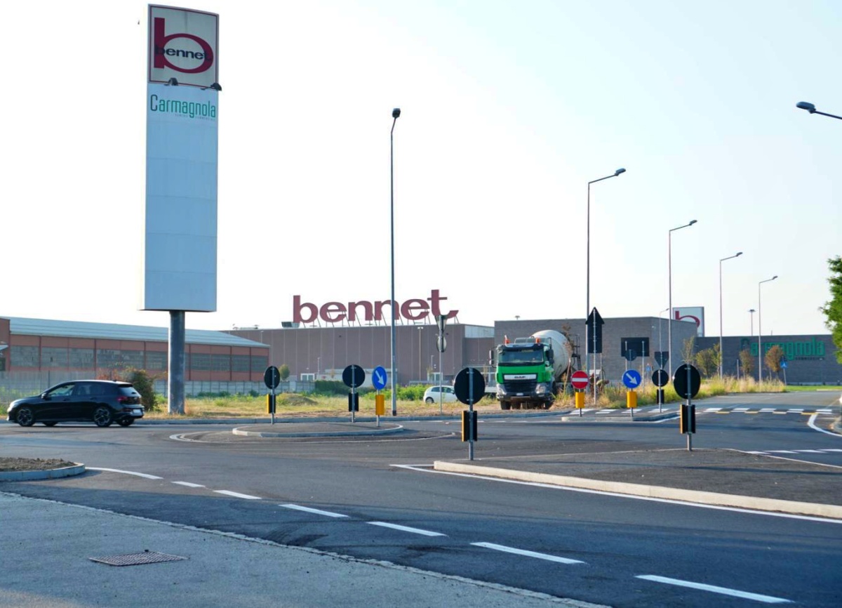 rotonda Bennet via Poirino a Carmagnola