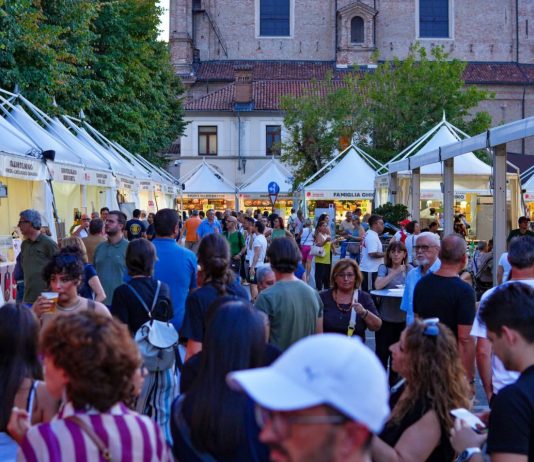 Fiera del Peperone, alta affluenza anche all’edizione numero 77 77 fiera del peperone 2026