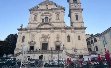 Santena, critiche alla nuova piazza Martiri: l’associazione SEquS lamenta la mancanza di alberi Santena SEquS piazza Martiri