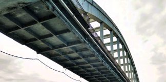 ponte sul po carignano