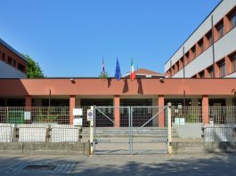 Carmagnola: il Comune rifà la pavimentazione alla “Primo Levi” scuola primo levi carmagnola