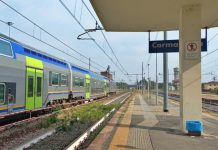 pendolari sfm4 stazione treni di carmagnola