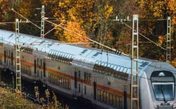 Lavori sulla linea ferroviaria Trofarello-Asti: autobus sostitutivi alla stazione di Cambiano-Santena lavori linea autobus