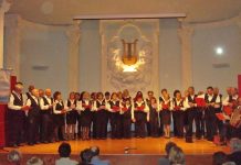 La musica popolare italiana va in scena a Carmagnola musica popolare carmagnola concerto